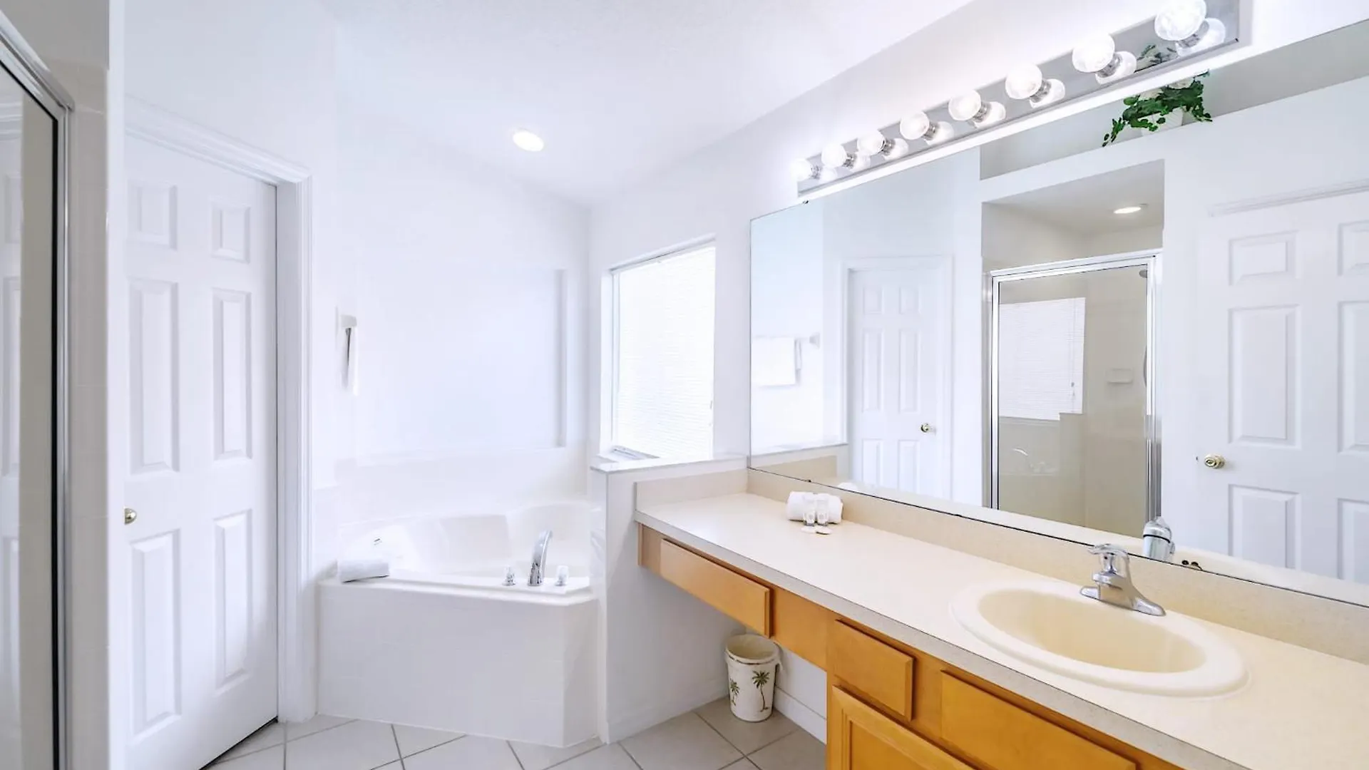 4Br Family Resort Home - Private Pool & Games Room Davenport