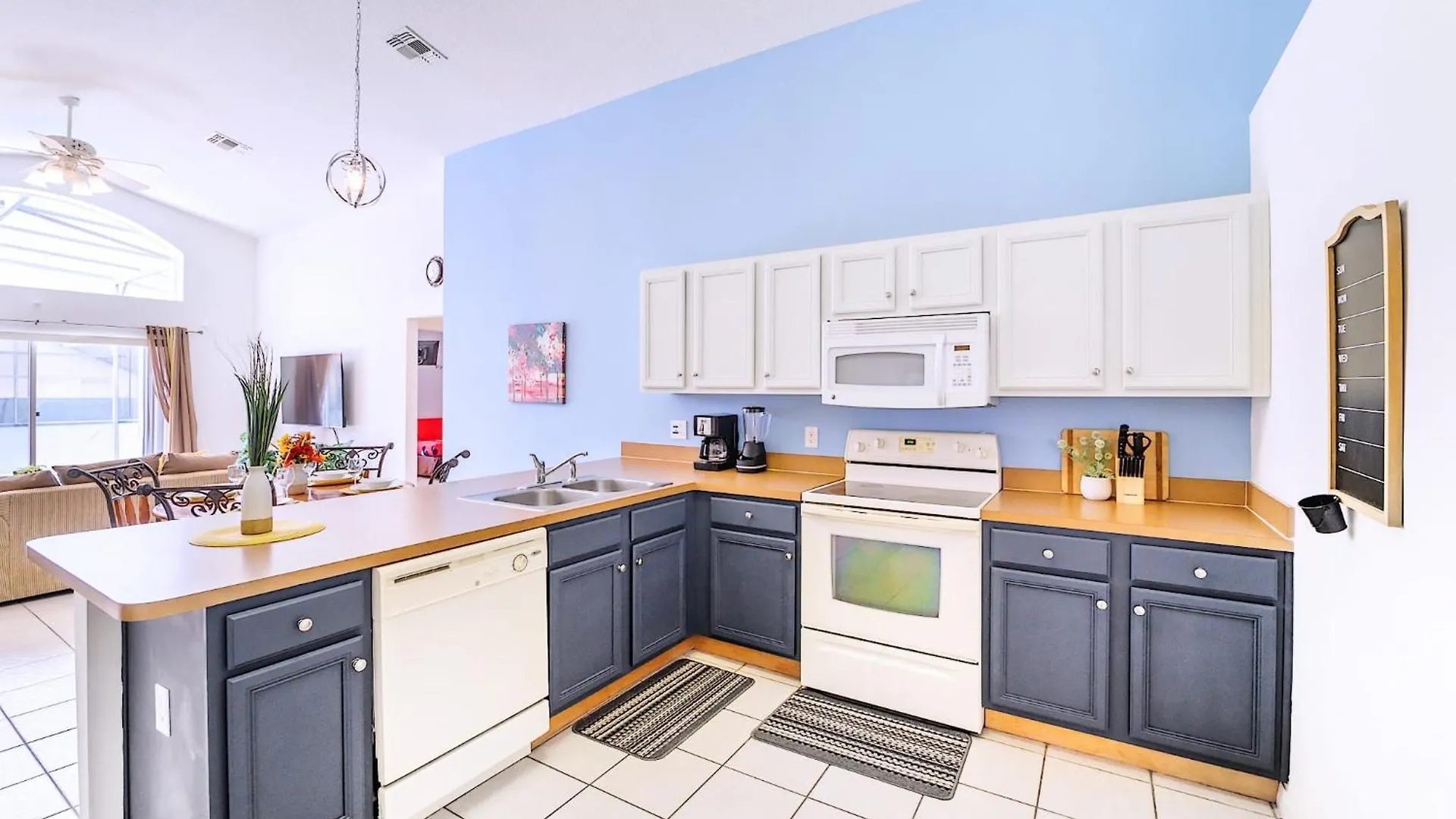 4Br Family Resort Home - Private Pool & Games Room Davenport United States